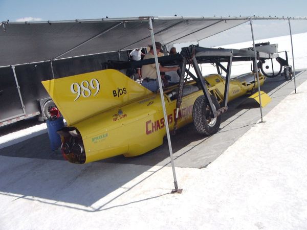 989_Chassis_Engineering_Special_02.jpg