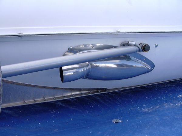 Bonneville_P1030164.JPG